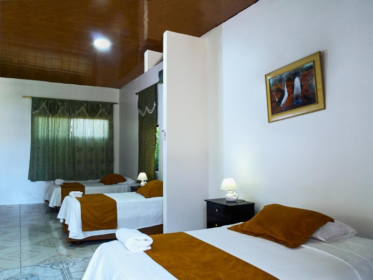 Hostal Muro De Las Lagrimas With High Speed Internet Starlink Puerto Villamil Luaran gambar