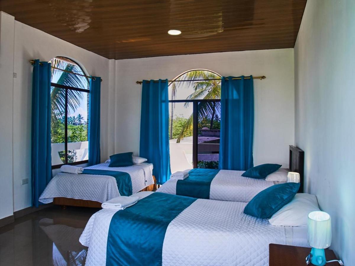 Hostal Muro De Las Lagrimas With High Speed Internet Starlink Puerto Villamil Luaran gambar