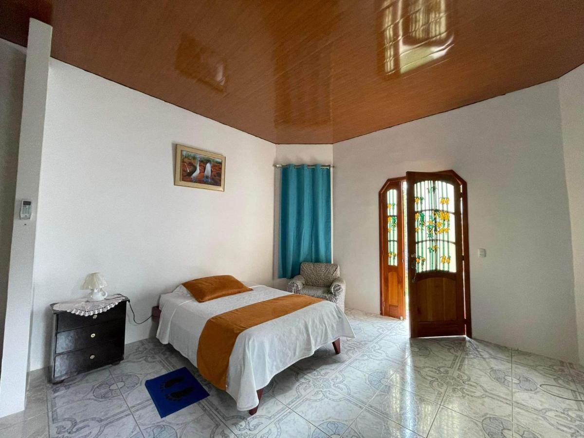 Hostal Muro De Las Lagrimas With High Speed Internet Starlink Puerto Villamil Luaran gambar